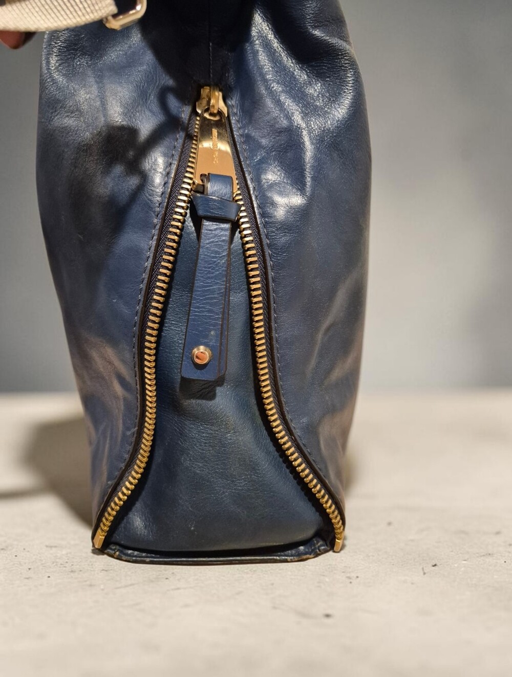 Michael Michael Kors Blue Devon Leather Hobo Satchel - Picture 2 of 9